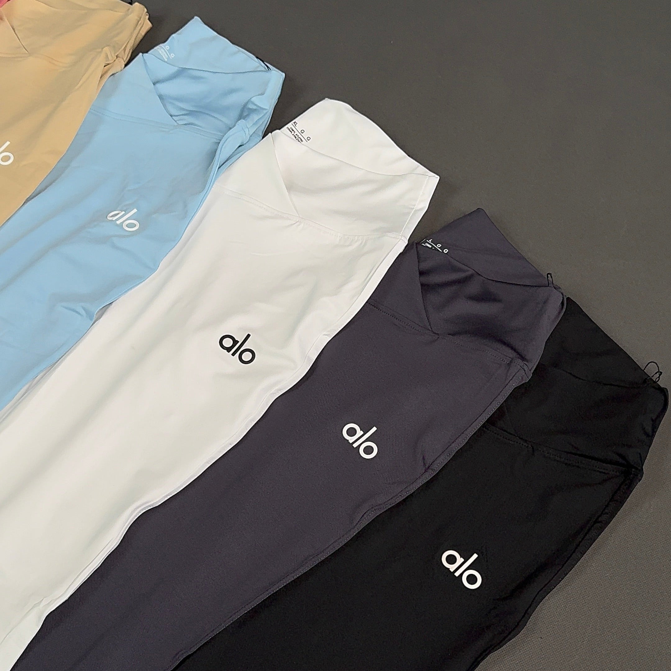 ستريج alo جارلس